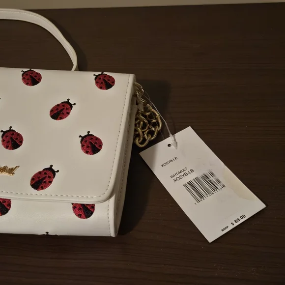 158. 🐞 Betsey Johnson | White & Red Ladybug Crossbody Bag – New With Tags - Picture 3 of 7